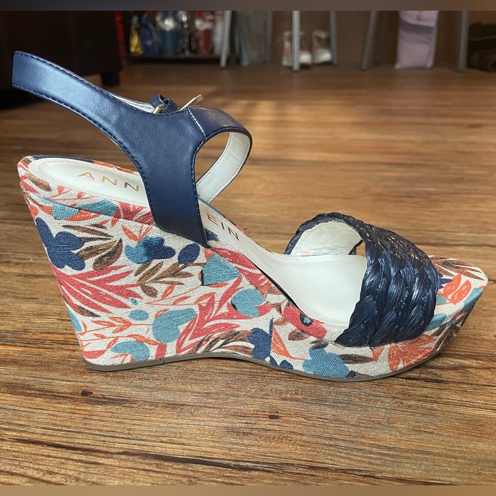 Anne Klein Lina Wedge Sandal - Picture 4 of 8